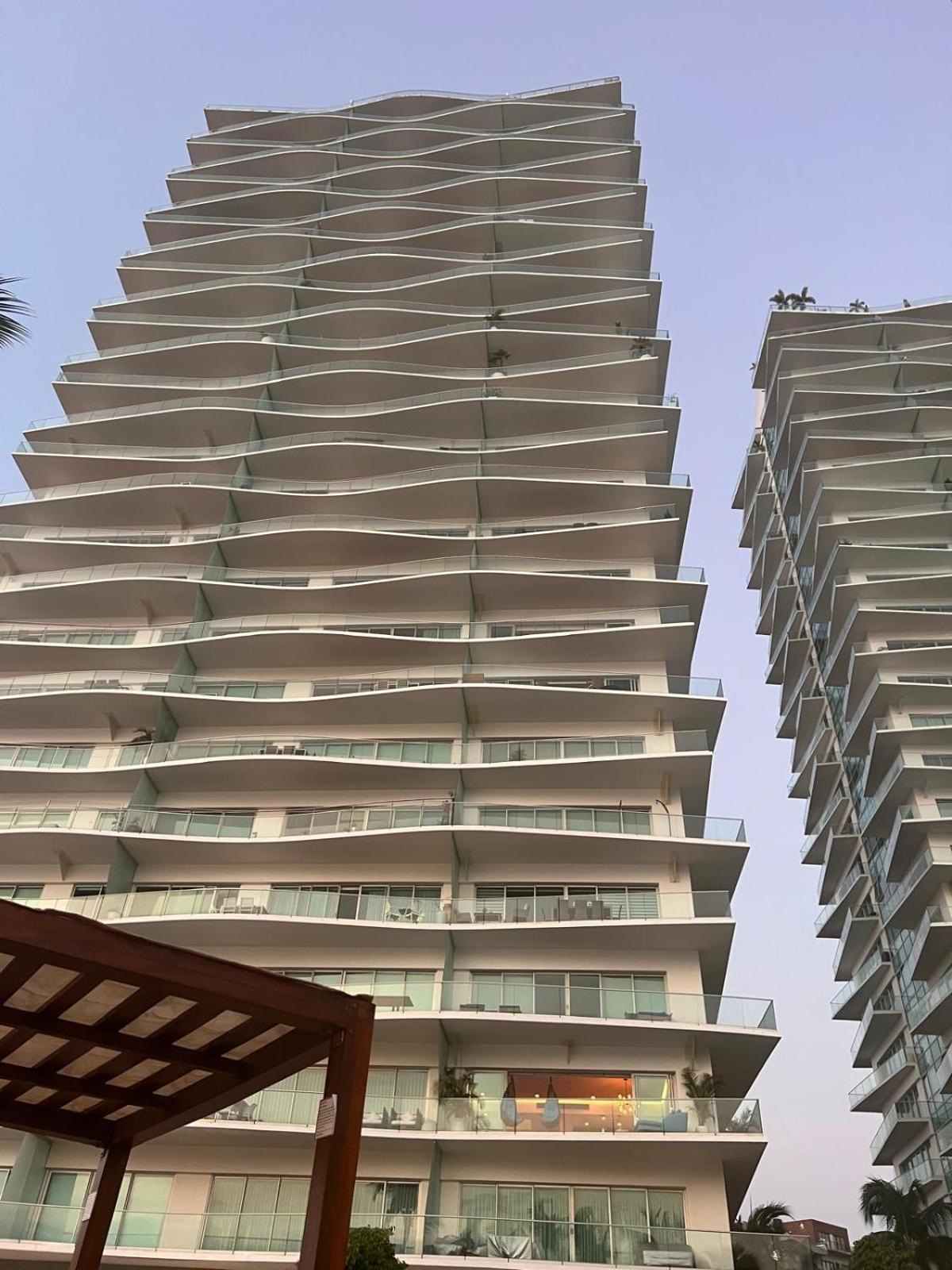 Icon Vallarta, 巴亞爾塔港 外观 照片